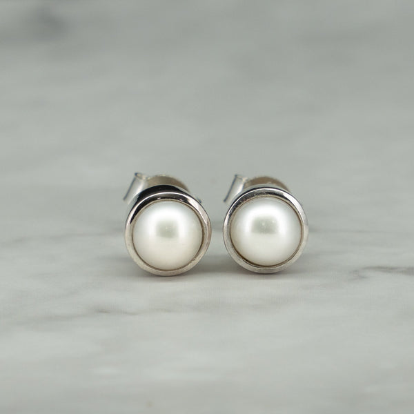 Pearl Earrings - Kat's Collection